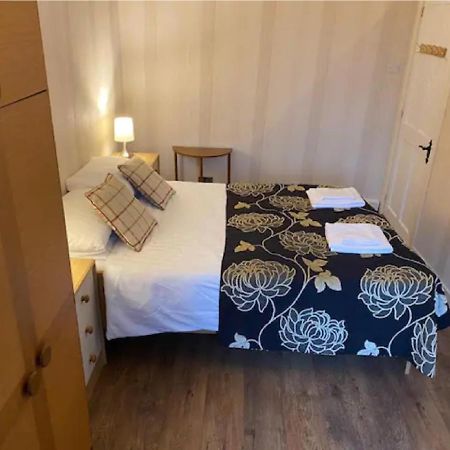 Ferienwohnung 1 Bed In The Outskirts Of Edinburgh, Free Wifi & Street Parking, Self-Catering Broxburn Exterior foto
