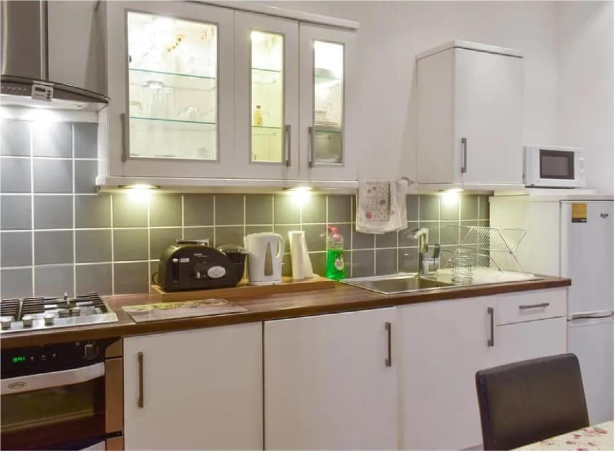 Ferienwohnung 1 Bed In The Outskirts Of Edinburgh, Free Wifi & Street Parking, Self-Catering Broxburn Exterior foto
