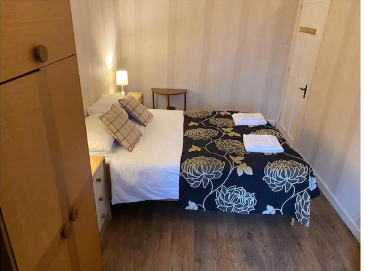 Ferienwohnung 1 Bed In The Outskirts Of Edinburgh, Free Wifi & Street Parking, Self-Catering Broxburn Exterior foto