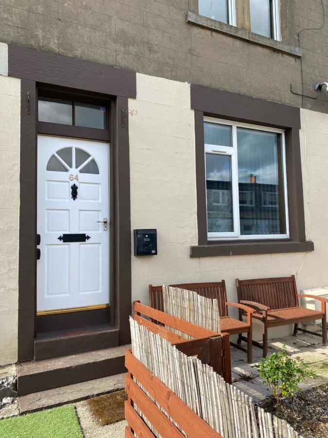 Ferienwohnung 1 Bed In The Outskirts Of Edinburgh, Free Wifi & Street Parking, Self-Catering Broxburn Exterior foto